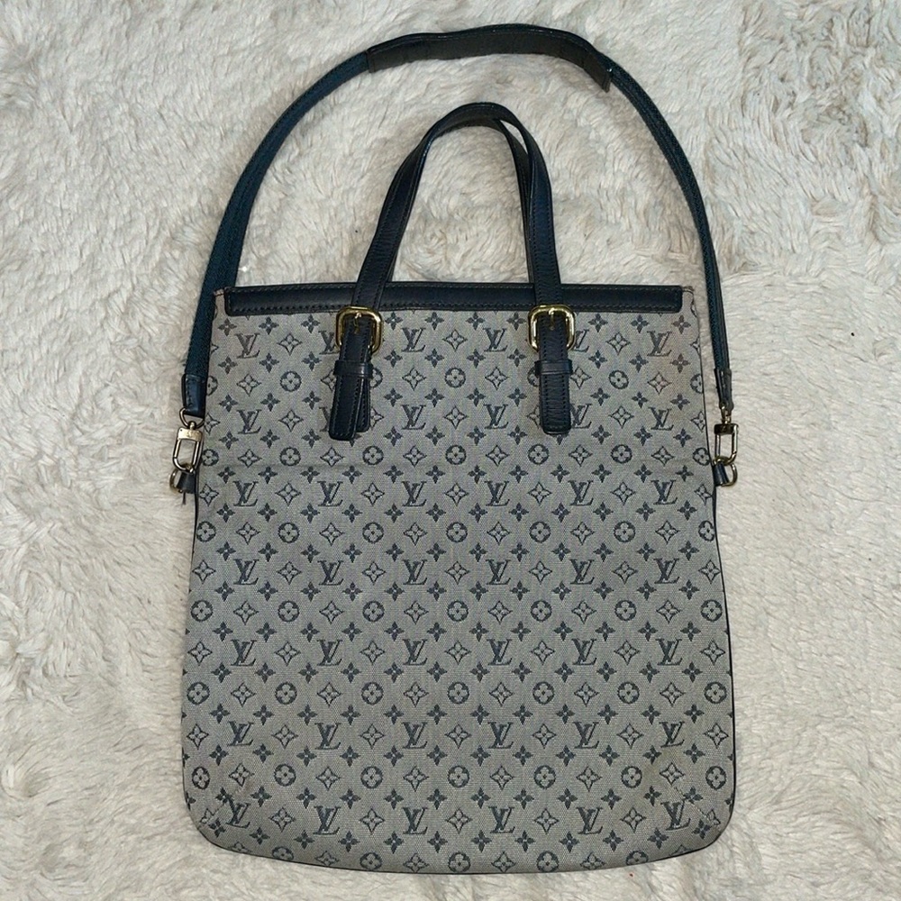 Authentic Louis Vuitton denim tote bag preowned.